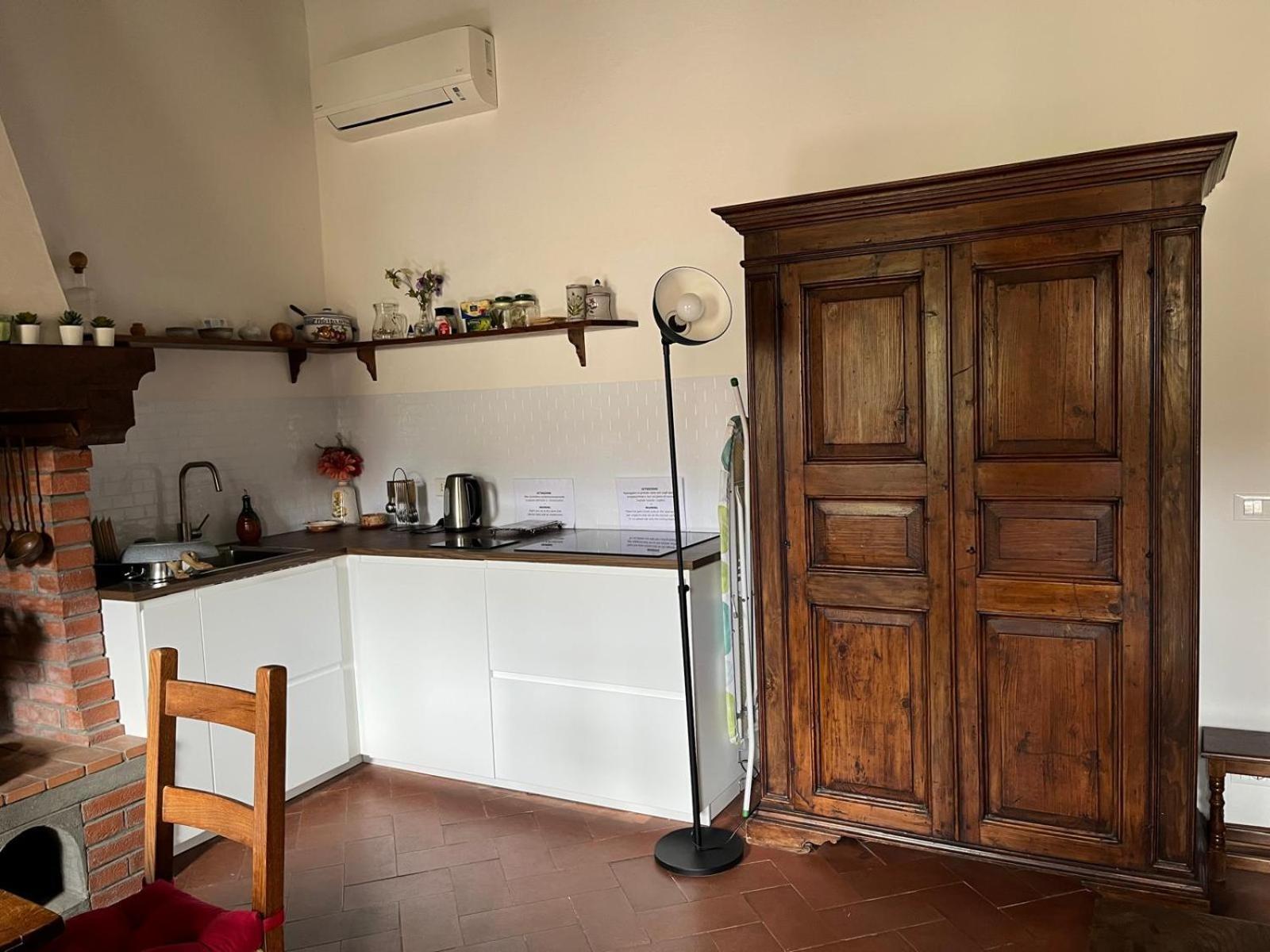 Ramaglianti Suites Florens Exteriör bild
