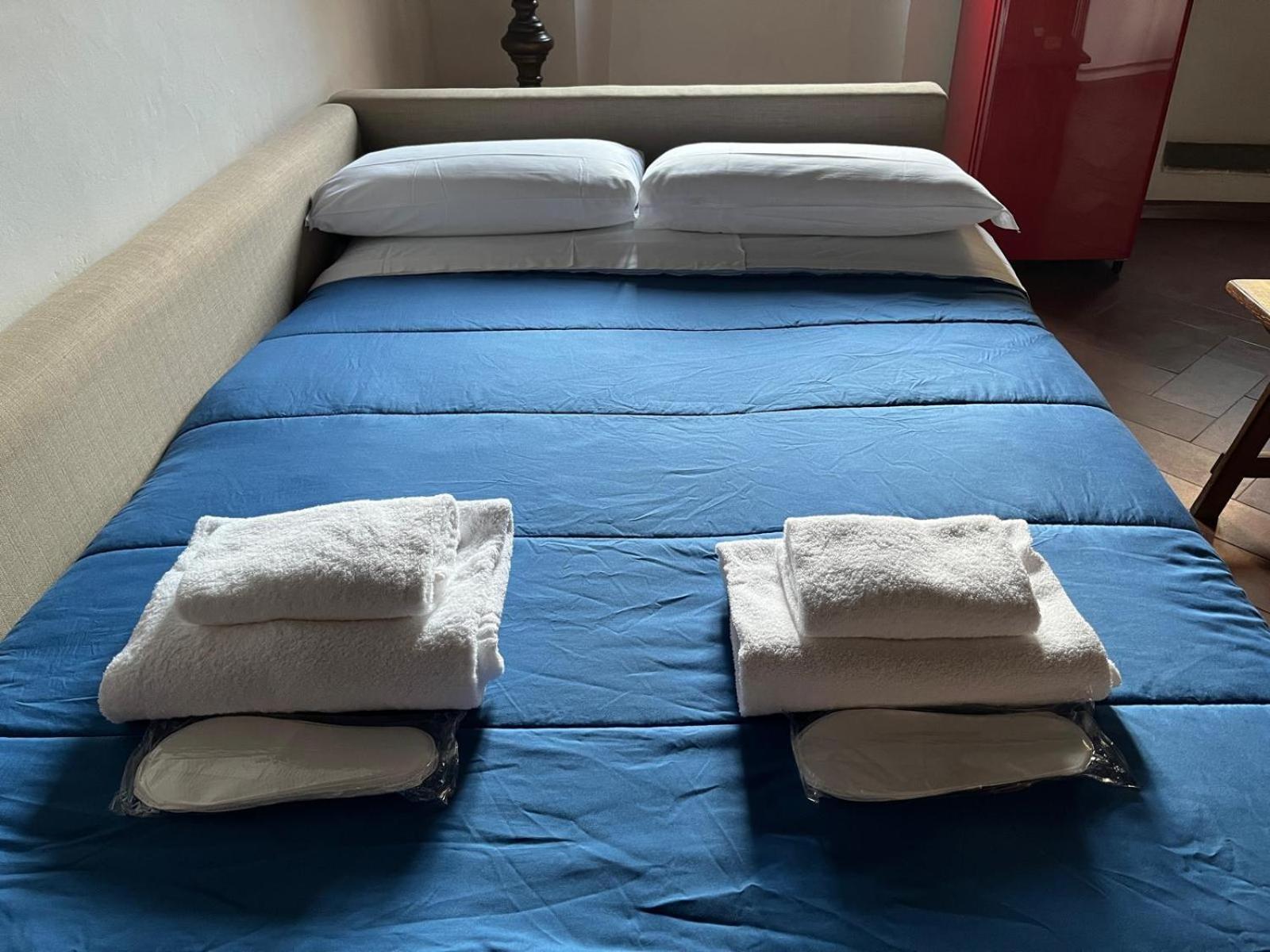 Ramaglianti Suites Florens Exteriör bild
