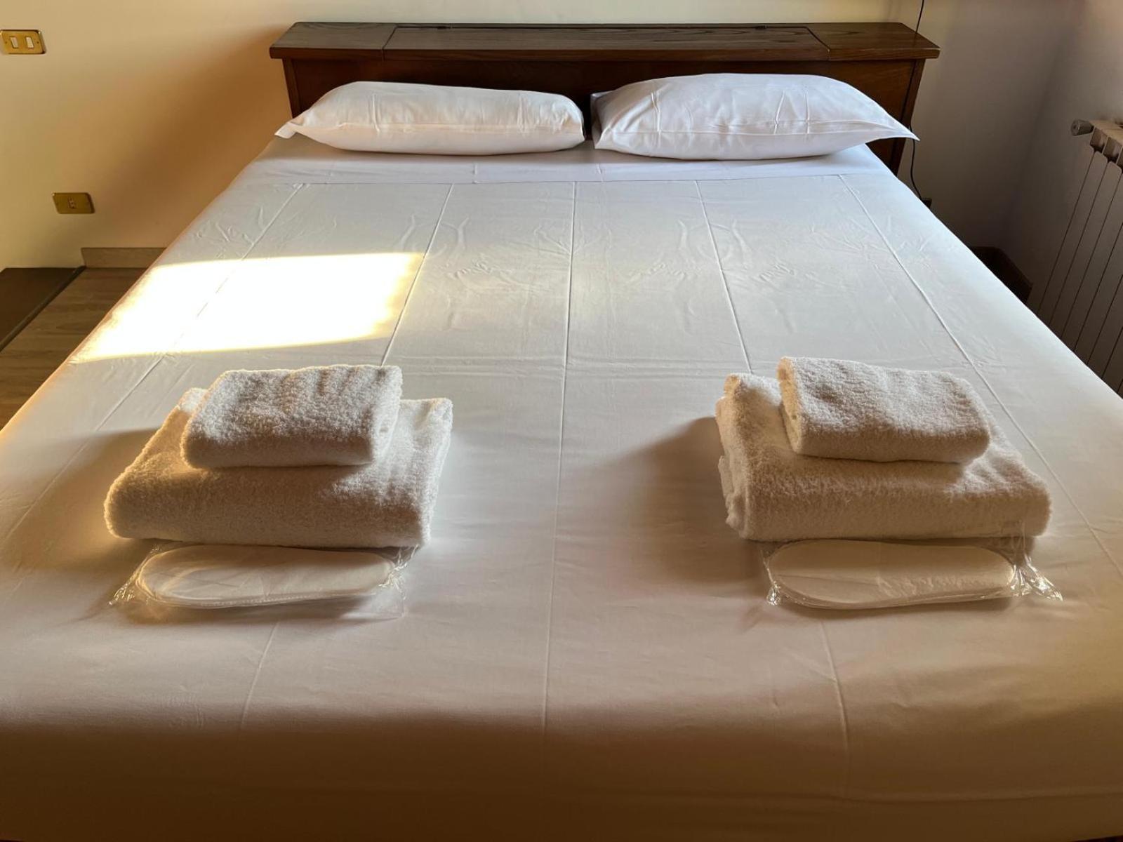 Ramaglianti Suites Florens Exteriör bild