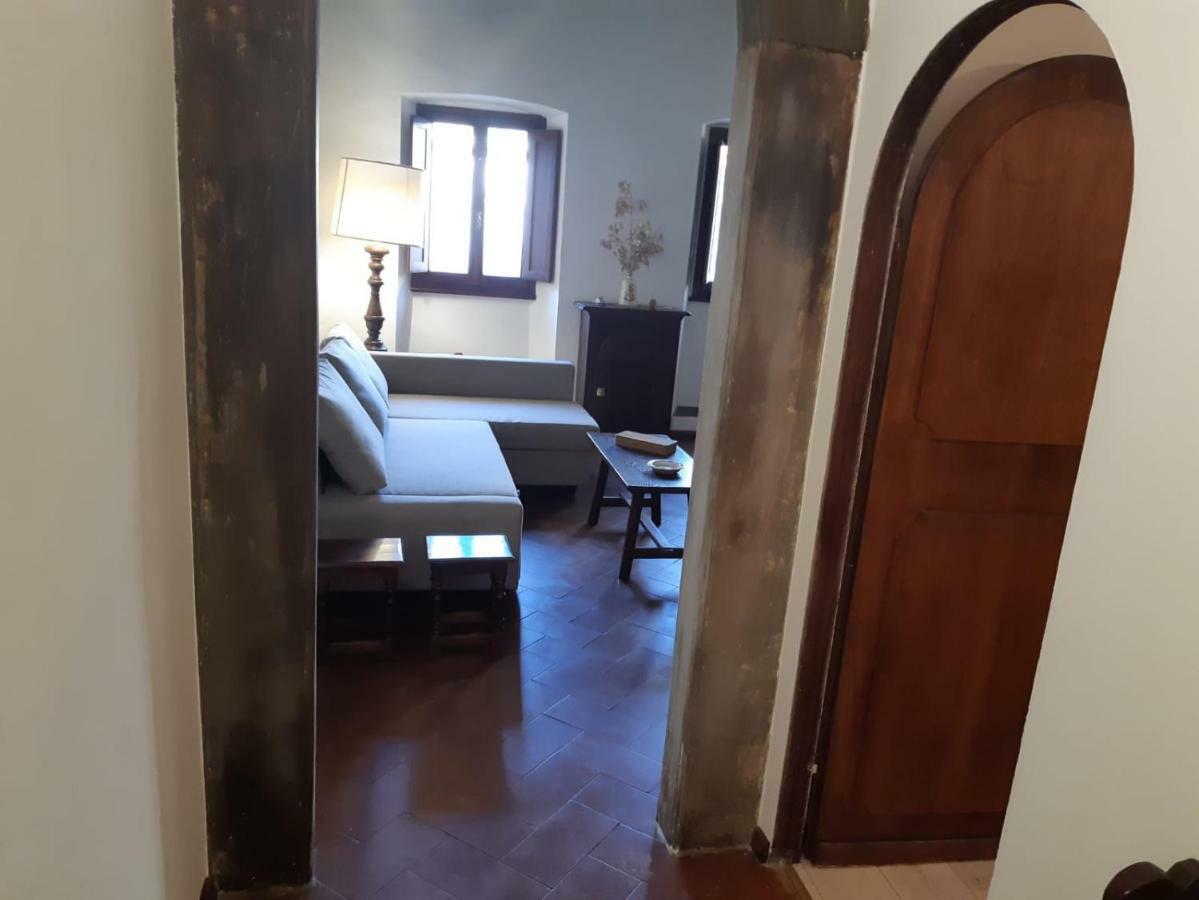 Ramaglianti Suites Florens Exteriör bild